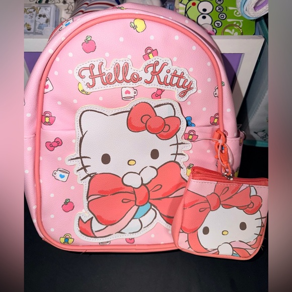 Hello Kitty Other - 🎀NWT Sanrio Hello Kitty Pink Polka Dot/coffee print Backpack and Coin Purse